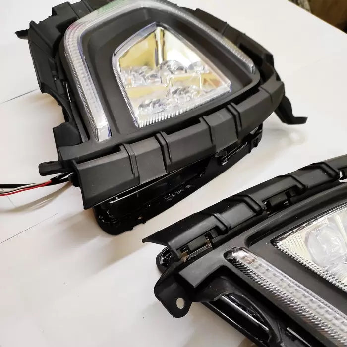 Hyundai Creta Facelift 2018-2020 Front LED DRL Day Time Running Light With Matrix Turn Signal And Lens Fog Lamp (Set of 2Pcs.)
by Imported