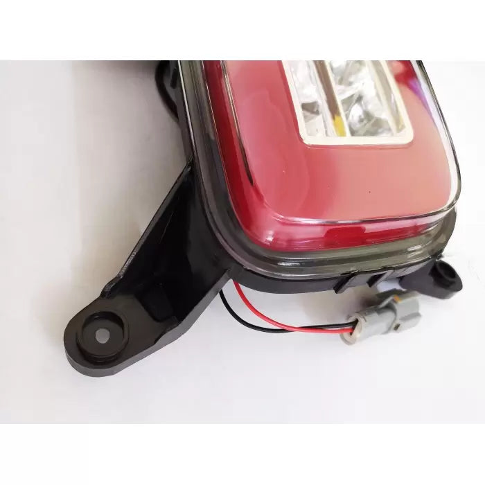 Hyundai Venue Bumper Reflector LED Light Tail Light Design (Set of 2Pcs.)
by Imported
