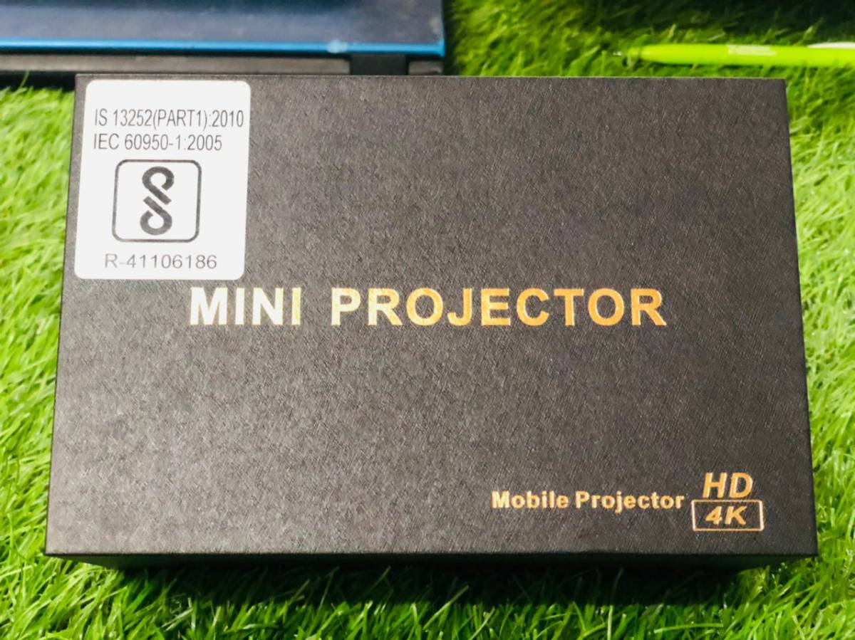 4K Mini Projector