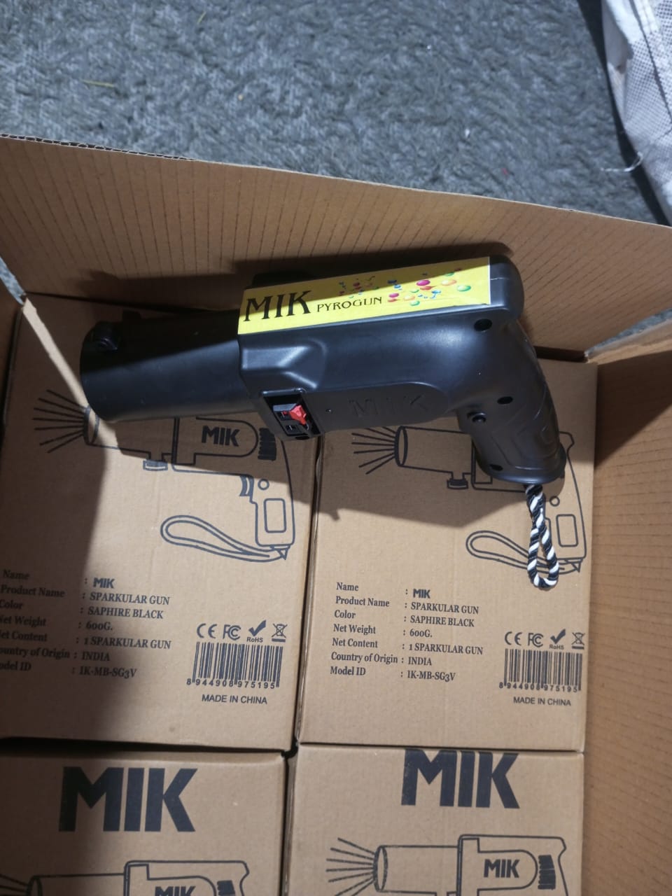 Plastic Sparkle Gun (MIK) Heavy