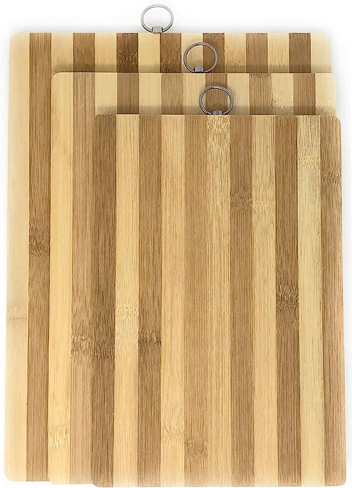 WOODEN CHOPPING BOARD
(32x22)