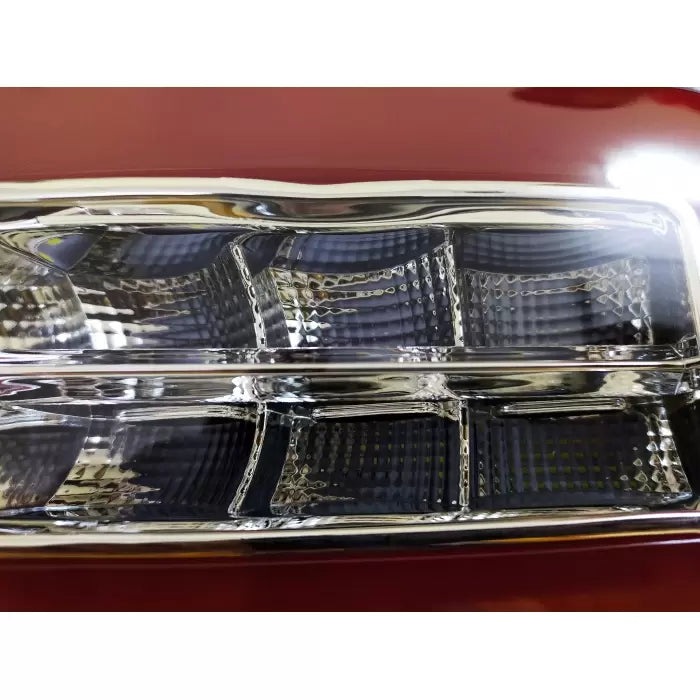 Hyundai Venue Bumper Reflector LED Light Tail Light Design (Set of 2Pcs.)

by Imported