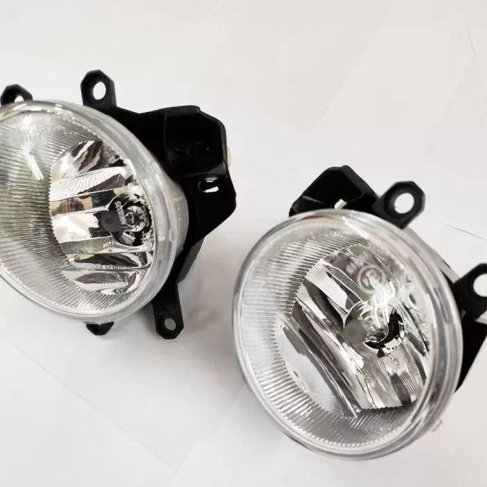 Fog Light With Wiring & Bulb For Toyota Innova Crysta (OEM Type)

by DLAA