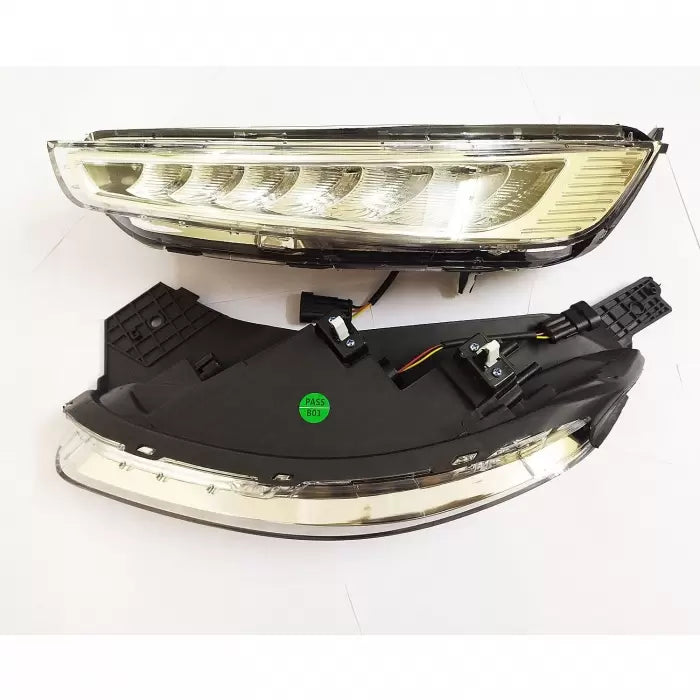 Hyundai Venue 2019 - 2022 Headlight LED DRL Daytime Running Light with Moving Matrix Turn Signal - Set of 2Pcs

by Volmax